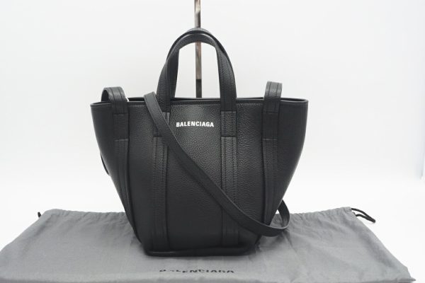 imgrc0095921299 Balenciaga Everyday North South Small Tote Bag BlackWhite