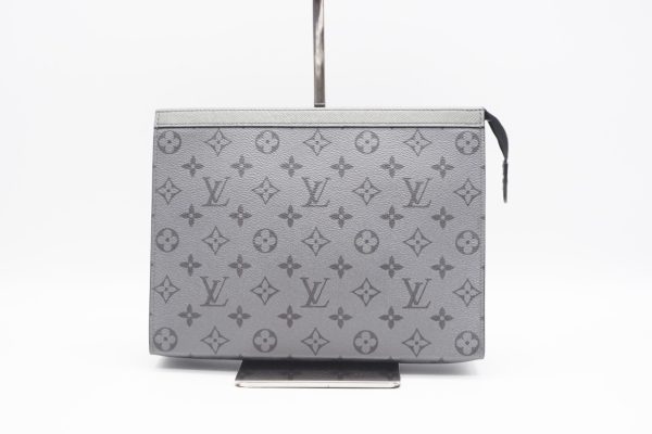 imgrc0096022282 Louis Vuitton Pochette Voyage MM Taigarama Silver