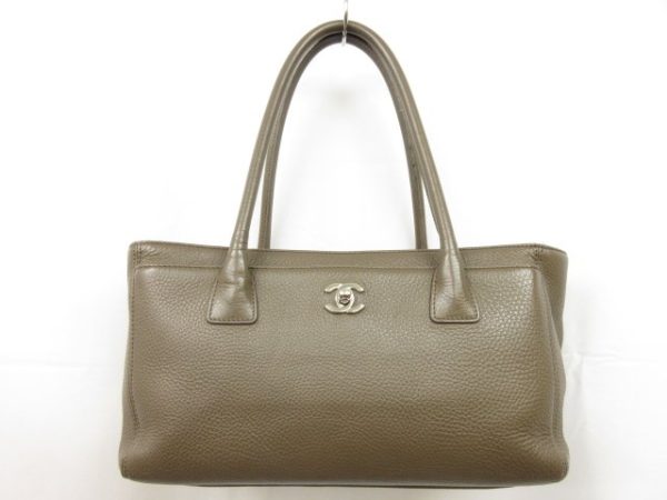 imgrc0099370649 Chanel Executive Leather Tote PM Coco Mark Brown