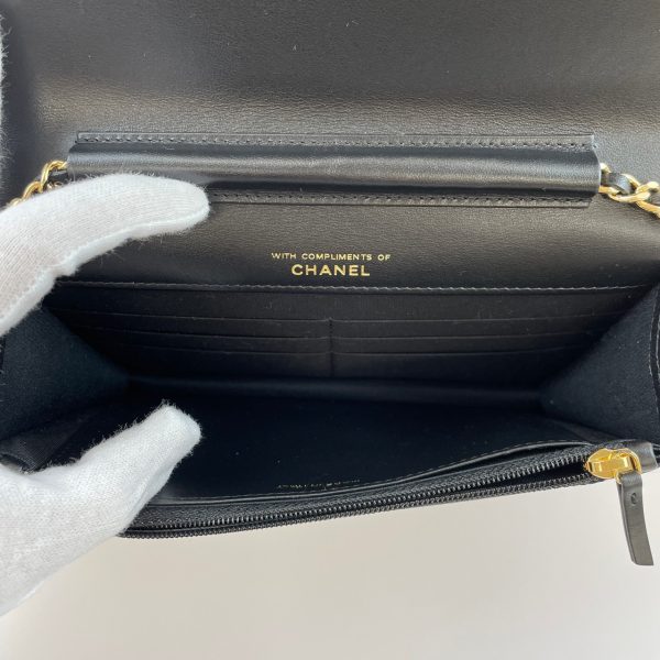 imgrc0099447864 Chanel Matelasse Chain Wallet Black