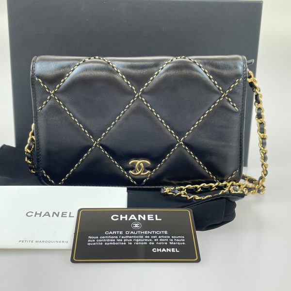 imgrc0099447872 Chanel Matelasse Chain Wallet Black