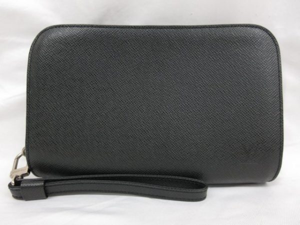 imgrc0099972576 Louis Vuitton Baikal Taiga Clutch Ardoise Black