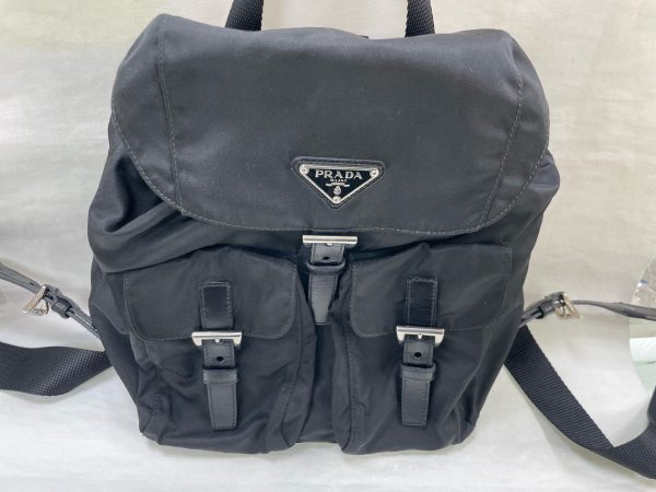 imgrc0106183803 PRADA bag pack