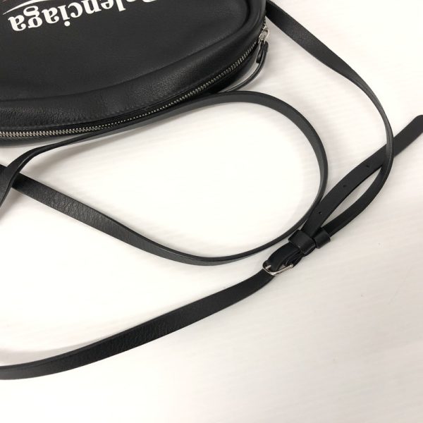 imgrc0109780298 Balenciaga Everyday Camera Shoulder Bag Black