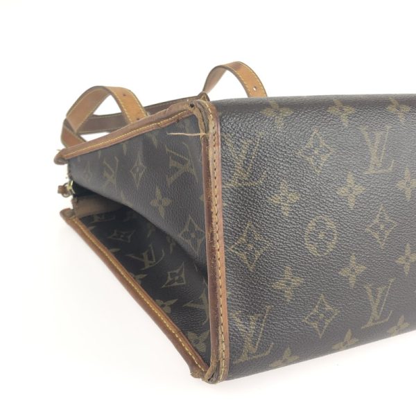 imgrc0109924183 Louis Vuitton Popincourt Au Shoulder Bag Monogram