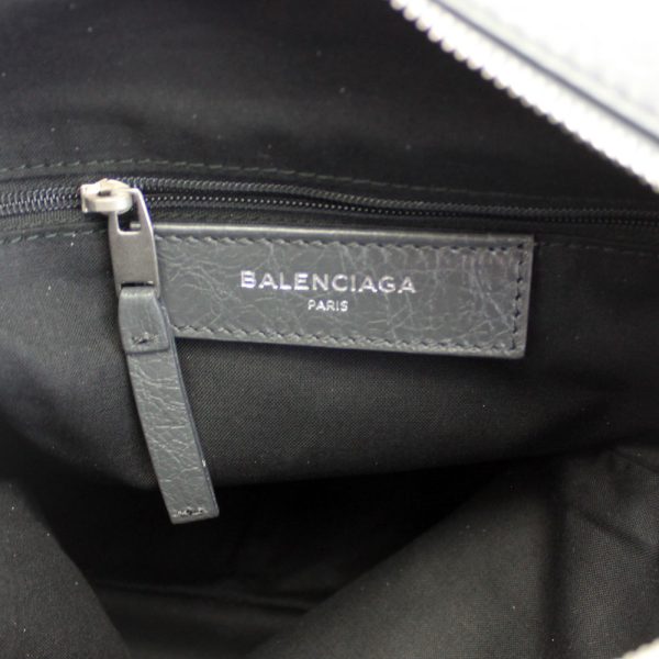 imgrc0113579482 Balenciaga Crossbody Shoulder Bag Leather Grey