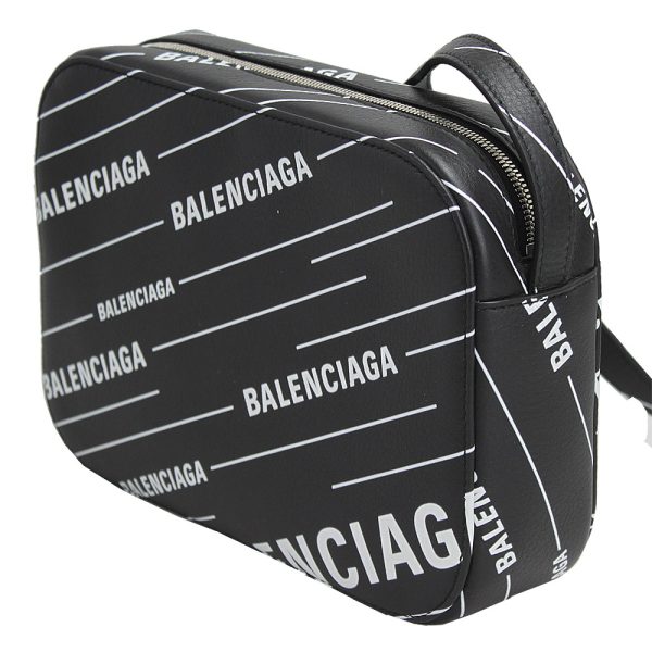 imgrc0116922888 Balenciaga Everyday Logo Shoulder Bag Black White