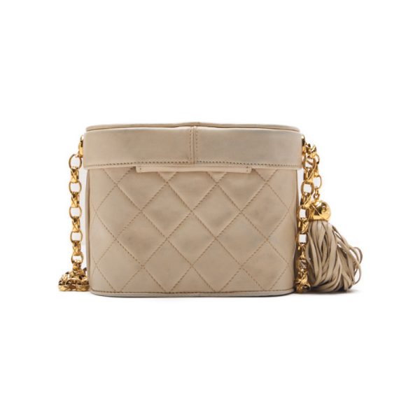 imgrc0126163736 Chanel Matelasse Chain Shoulder Bag Beige