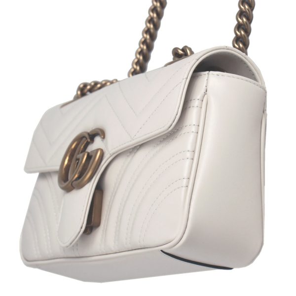 imgrc0163836448 Gucci Chain Mini Shoulder Bag GG Marmont White