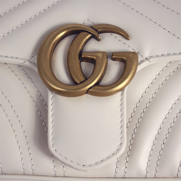 imgrc0163836449 Gucci Chain Mini Shoulder Bag GG Marmont White