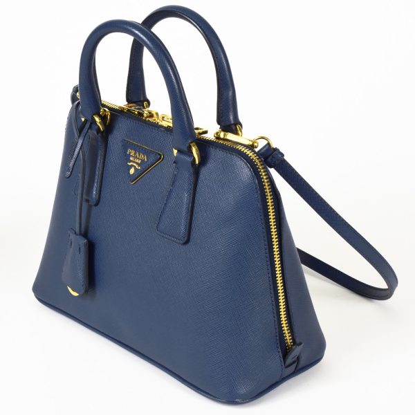 itf5legci4qo 02 Prada Promenade Handbag 2way Saffiano Blue