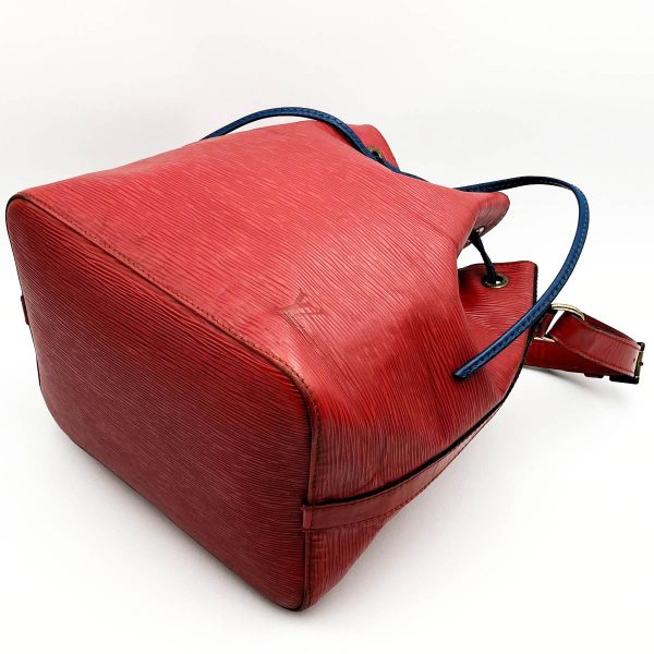 itofv9c5npxc 7 Louis Vuitton Petit Noe Epi Shoulder Bag Red Blue