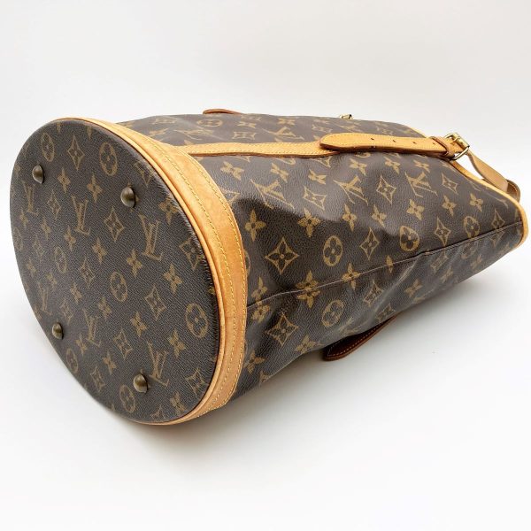 itrqiz5qvgh0 7 Louis Vuitton Bucket GM Monogram Shoulder Bag Brown