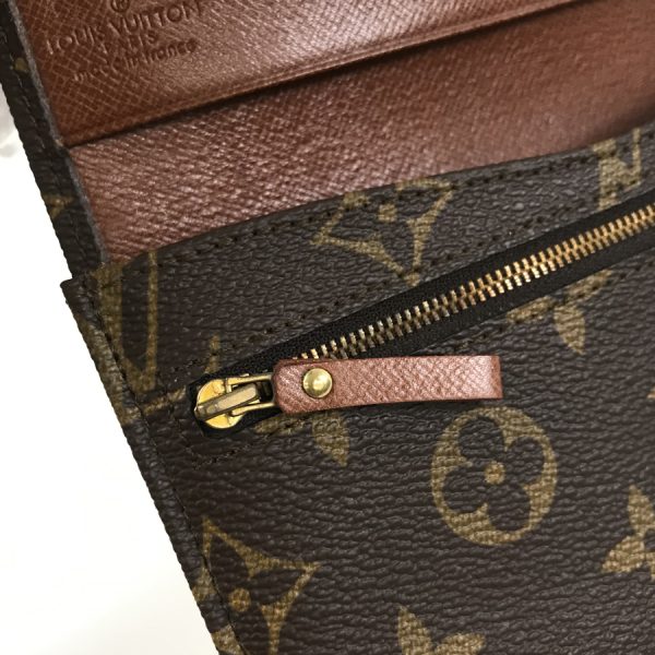 ju 2105015350183 8 Louis Vuitton Pochette Lava Shoulder Bag