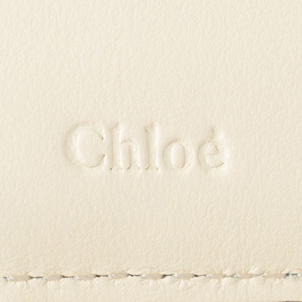 lchc23wp945l55110 9 Chloe Trifold Wallet Alphabet White