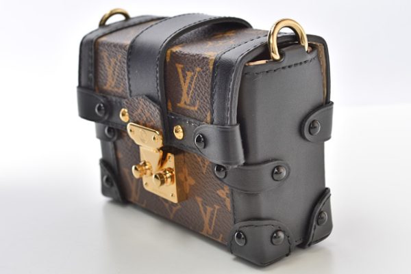 lv 201020 1 6 LOUIS VUITTON Un Shoulder Bag