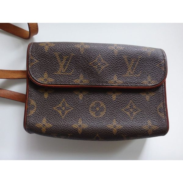 lv17 4207 2 Louis Vuitton Pochette Florentine Monogram Waist Pouch