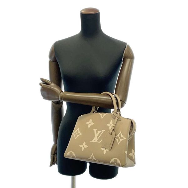 m58914 05 Louis Vuitton Handbag Tourterelle Crème