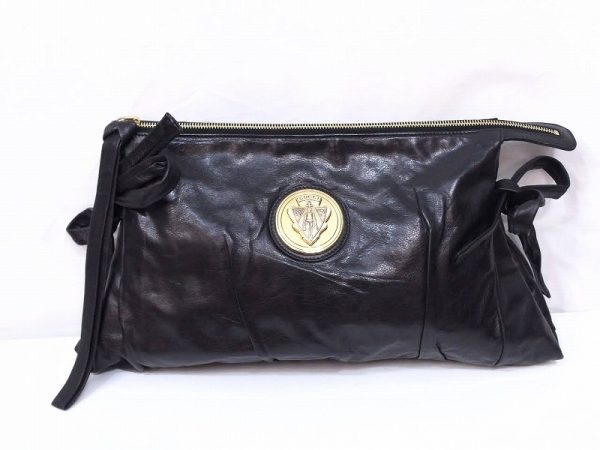 nm4022172596 1 Gucci Hysteria Leather Clutch Bag Crest Motif Black