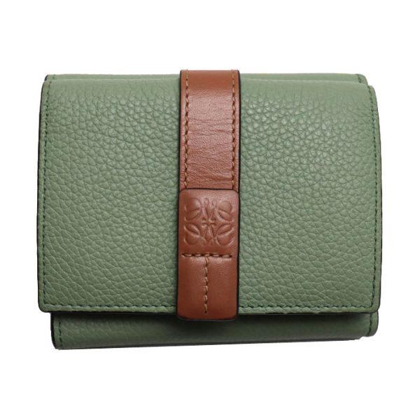 o23 0427 8 428 Loewe Trifold Wallet Rosemary Tan