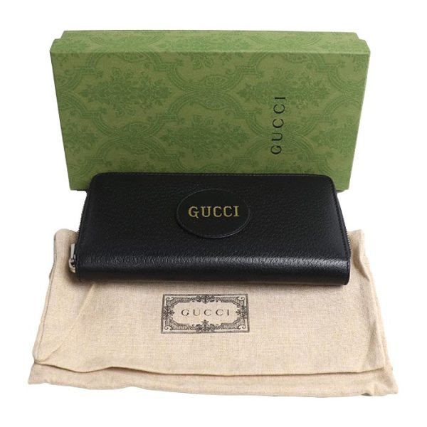 o24 0527 10 537 Gucci Logo Zip Around Long Wallet Black