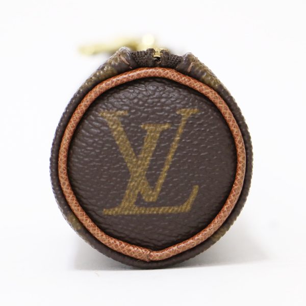 pr13120057 2 Louis Vuitton Pouch Monogram Golf Ball Bag