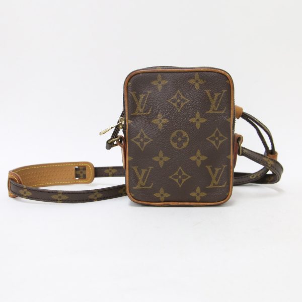 pr14012281 3 Louis Vuitton Pochette Bag Mini Danube