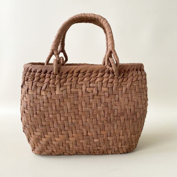 s1 Kagoya Wild Grape Small White Leather Basket Bag Brown