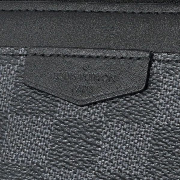 s351104 01 13 Louis Vuitton Zippy Dragonne Long Wallet Black