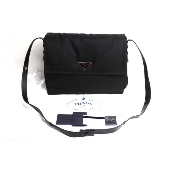 sb24 0426 17 432 Prada Re Nylon Large Padded Shoulder Bag Black