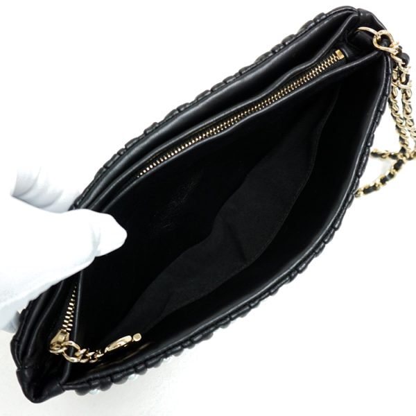 sw22 0472 10 Chanel Clutch Bag Black