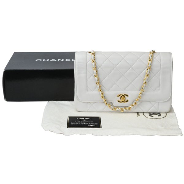 v340625 07 20 Chanel Matelasse Diana Flap Chain Shoulder White