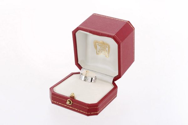 0623a27 Cartier Love Ring White Gold