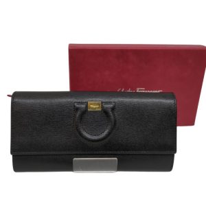 0412 1 1 Prada Bijou Studs Clutch Bag Black