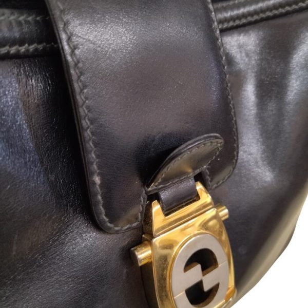 0426 3 8 Gucci Vintage Shoulder Bag Black