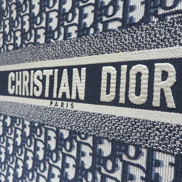 09 Christian Dior Book Tote Medium Navy