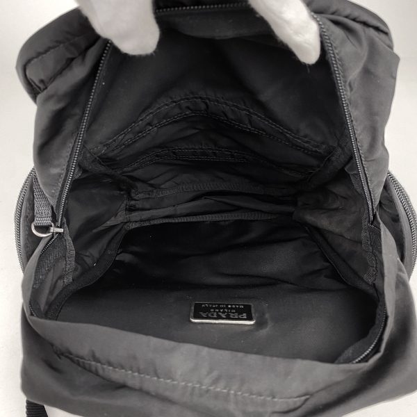 1000030102513 17 Prada Logo Plate Nylon Rucksack Daypack Black