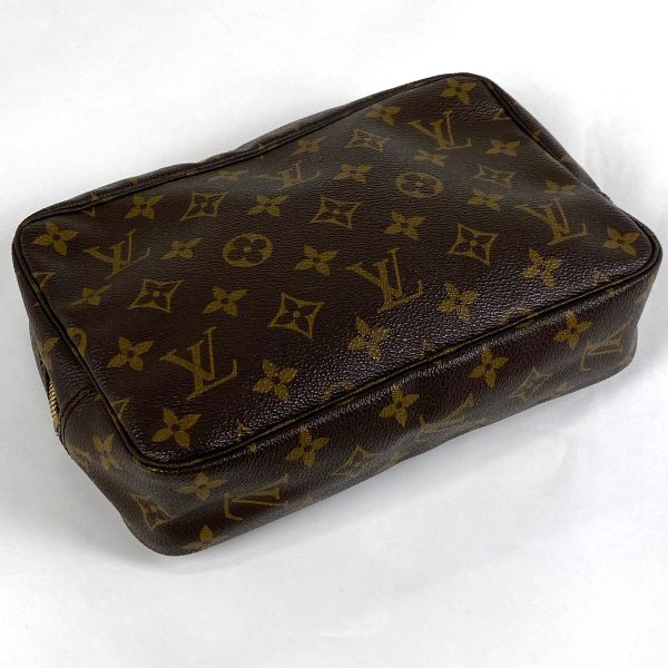 1000047534857 12 Louis Vuitton Truth Toilette 23 Cosmetic Pouch Monogram Brown