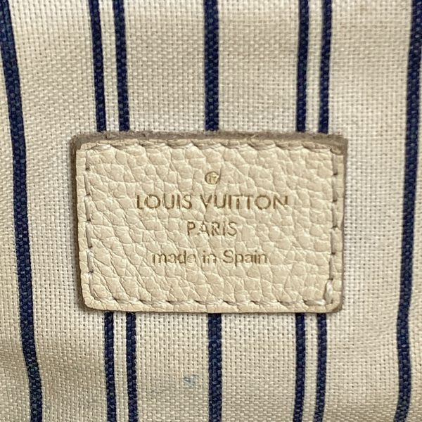 1000047729772 22 Louis Vuitton Artsy Monogram Neige Ivory