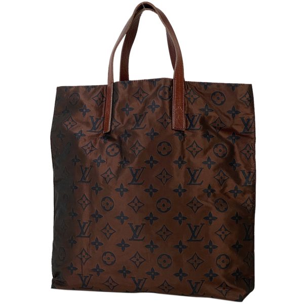 1000057176863 11 Louis Vuitton Hippo Escapade Handbag Monogram Brown