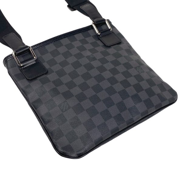 1000059081493 12 Louis Vuitton Thomas Crossbody Shoulder Bag Damier Graphite Black