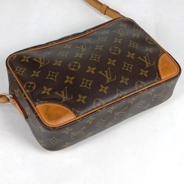 1000059504305 12 Louis Vuitton Trocadero 27 Crossbody Shoulder Bag Monogram Brown