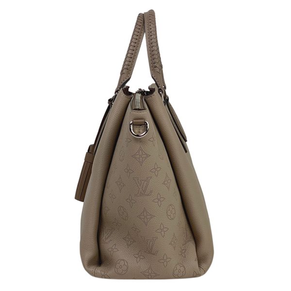 1000060019904 12 Louis Vuitton Omair 2WAY Shoulder Bag Monogram Ivory