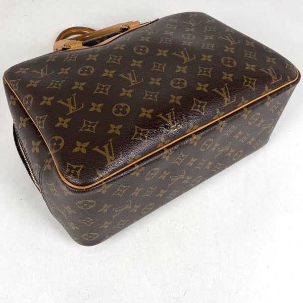 1000060681712 12 Louis Vuitton Deauville Vanity Handbag Monogram Brown