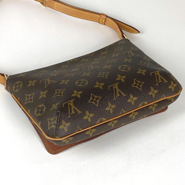 1000061625135 12 Louis Vuitton Musette Tango Short Shoulder Bag Monogram Brown