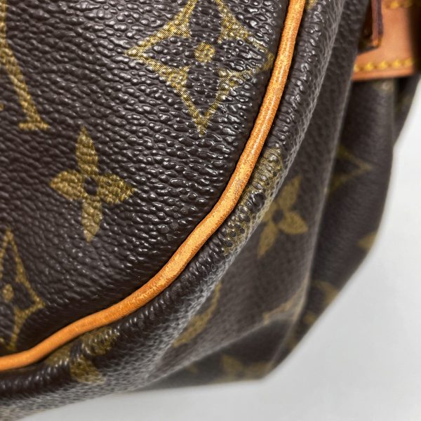 1000061701389 13 Louis Vuitton Saumur 35 Crossbody Bag Monogram Brown