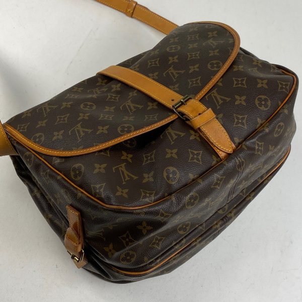 1000062201666 12 Louis Vuitton Saumur 35 Monogram Crossbody Shoulder Bag Brown