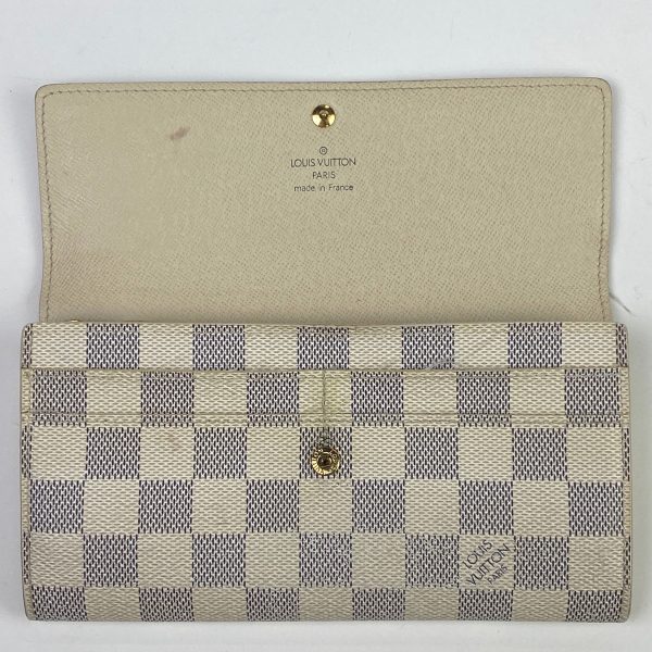 1000062235760 19 Louis Vuitton Portefeuille Sara Long Wallet Damier White