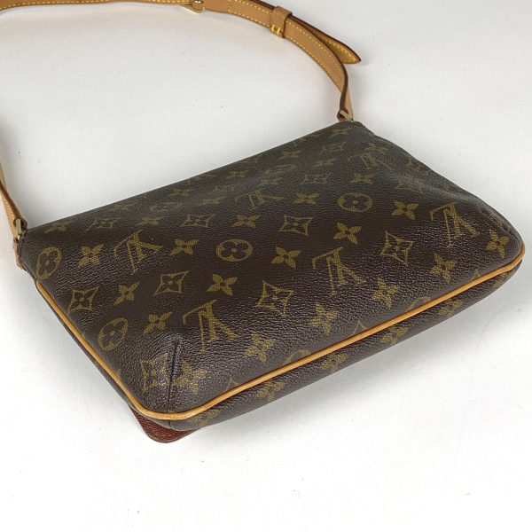 1000062299922 12 Louis Vuitton Musette Tango Short Shoulder Bag Monogram Brown