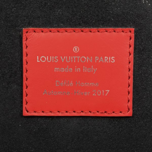 1000063211305 25 Louis Vuitton Bum Bag PM Supreme Collaboration Epi Red